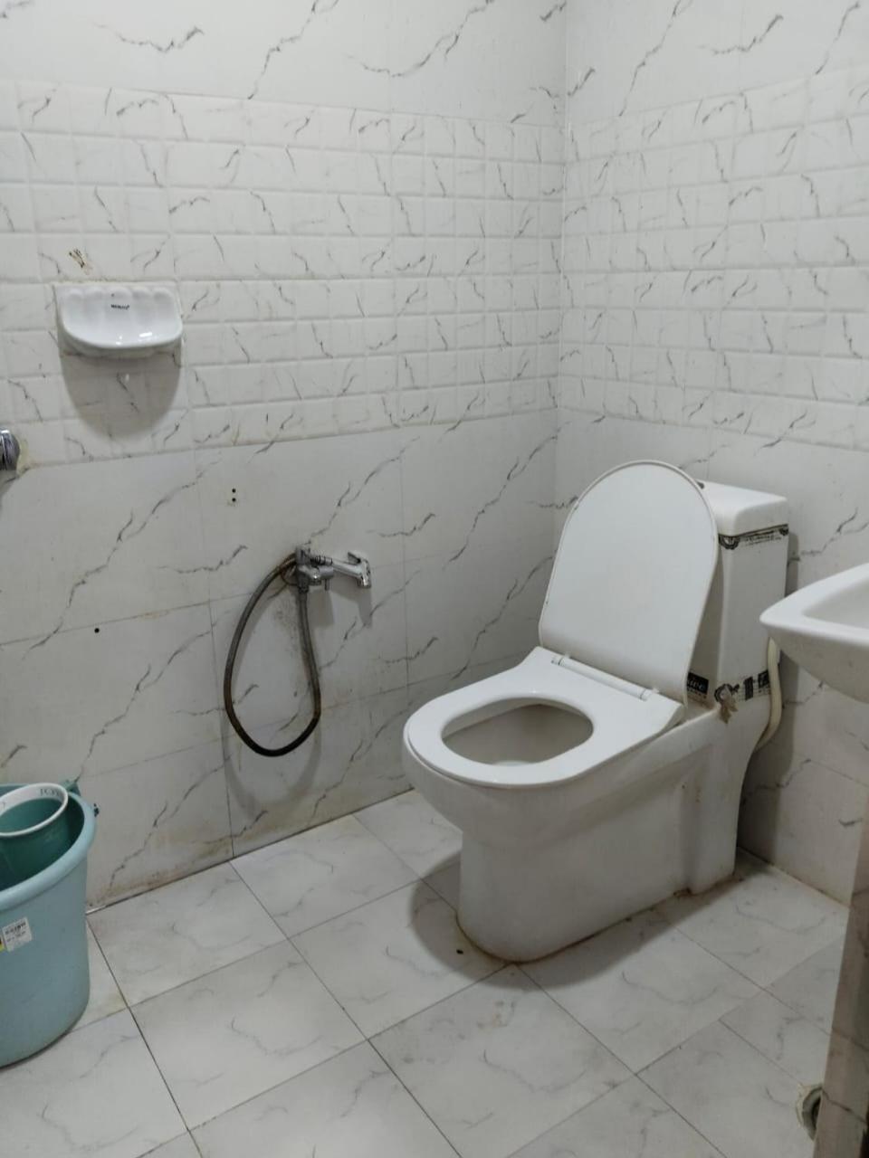 Blossoms Room The Plaza-Luxury Collection- Lakdikapul Hyderabad Exterior foto