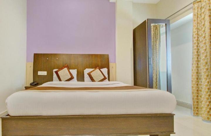 Blossoms Room The Plaza-Luxury Collection- Lakdikapul Hyderabad Exterior foto