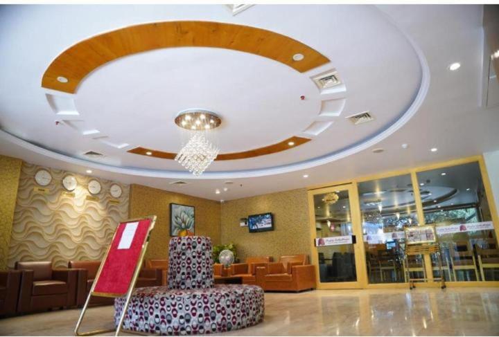 Blossoms Room The Plaza-Luxury Collection- Lakdikapul Hyderabad Exterior foto